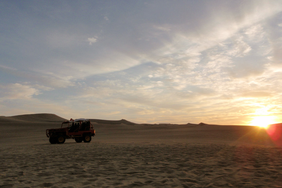 huacachina-ica-atardecer-2