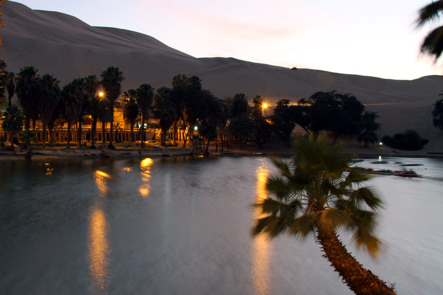 huacachina-oasis-atardecer