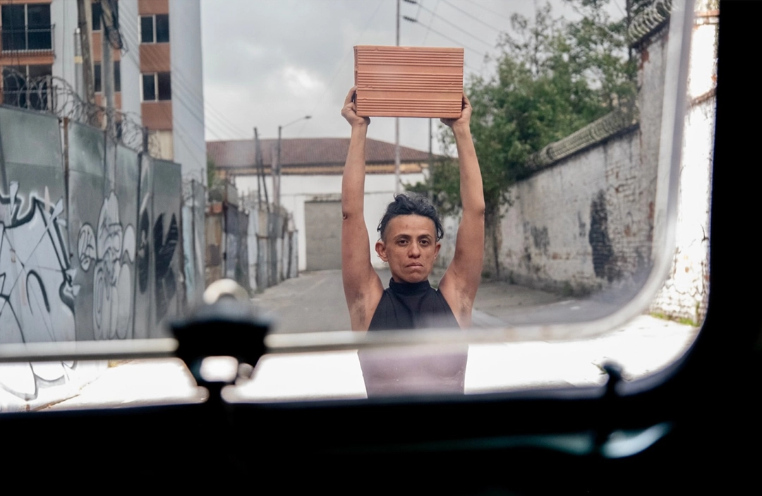 performance colombiano